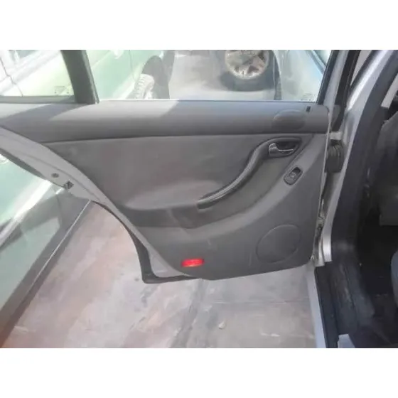SEAT TOLEDO (1M2) '2002 SELECT PLATA