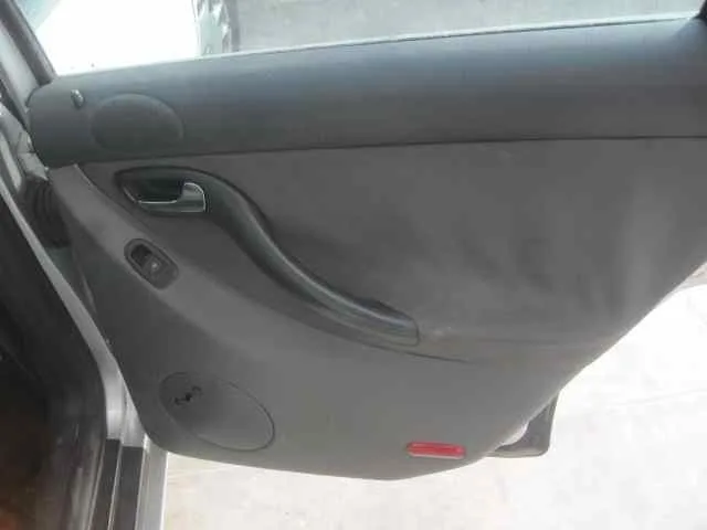 SEAT TOLEDO (1M2) '2002 SELECT PLATA