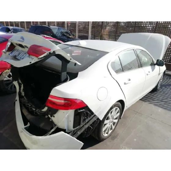 JAGUAR XE '2018 PORTFOLIO AWD BLANCO