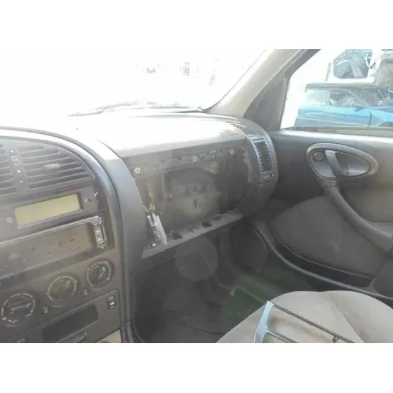 CITROEN XSARA BERLINA '2004 2.0 HDI 66KW PREMIER VERDE