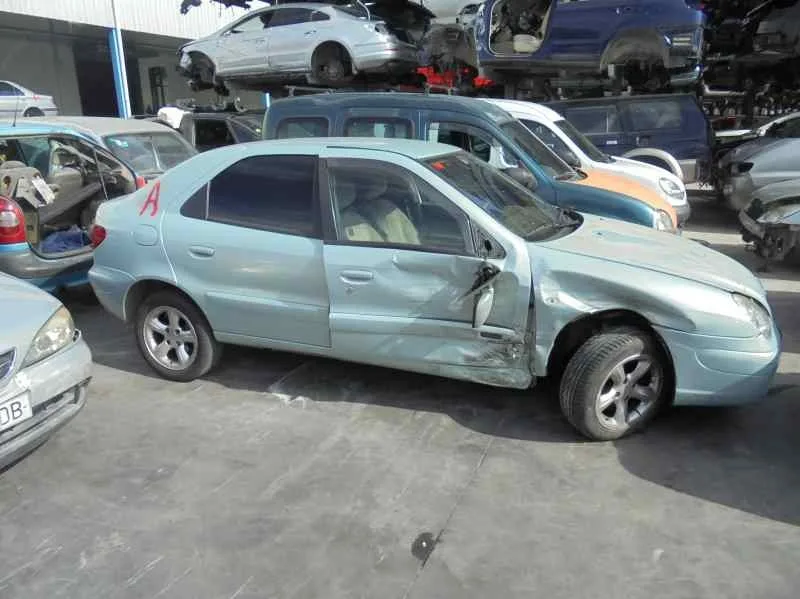 CITROEN XSARA BERLINA '2004 2.0 HDI 66KW PREMIER VERDE