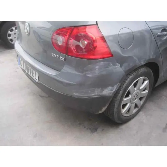VOLKSWAGEN GOLF V BERLINA (1K1) '2005 HIGHLINE GRIS