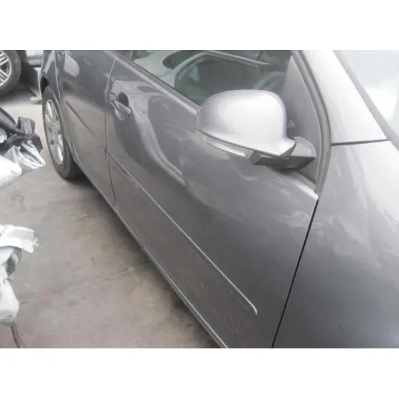 VOLKSWAGEN GOLF V BERLINA (1K1) '2005 HIGHLINE GRIS