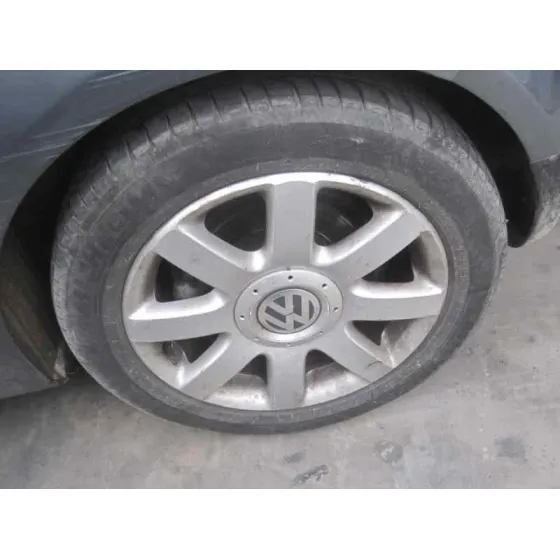VOLKSWAGEN GOLF V BERLINA (1K1) '2005 HIGHLINE GRIS