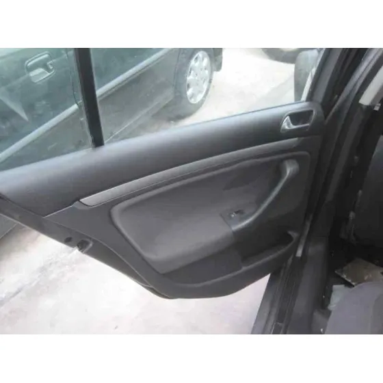 VOLKSWAGEN GOLF V BERLINA (1K1) '2005 HIGHLINE GRIS