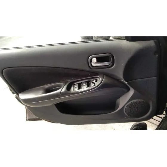 NISSAN ALMERA (N16/E) '2004 LINE UP NEGRO