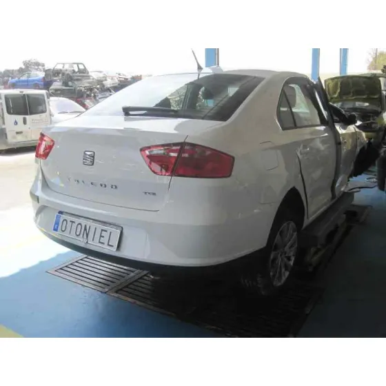 SEAT TOLEDO (KG3) '2015 REFERENCE BLANCO
