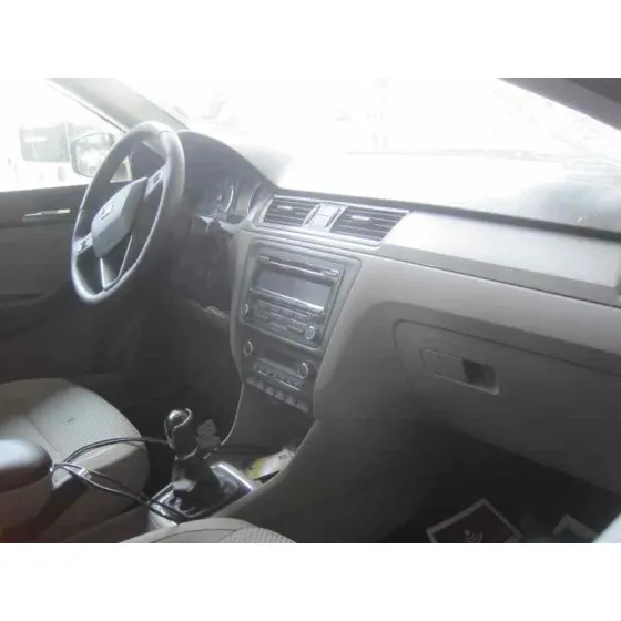 SEAT TOLEDO (KG3) '2015 REFERENCE BLANCO