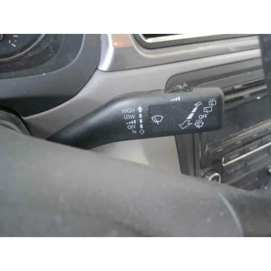 SEAT TOLEDO (KG3) '2015 REFERENCE BLANCO