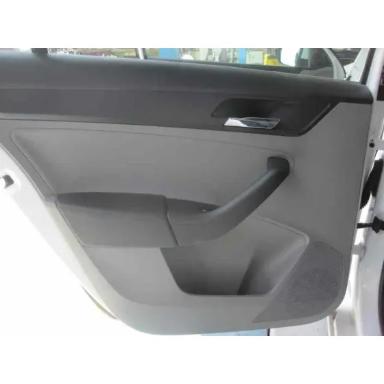 SEAT TOLEDO (KG3) '2015 REFERENCE BLANCO