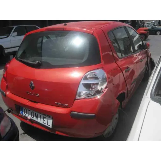 RENAULT CLIO III '2006 20 ANIVERSARIO ROJO