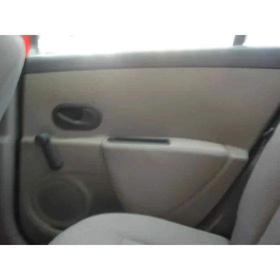 RENAULT CLIO III '2006 20 ANIVERSARIO ROJO