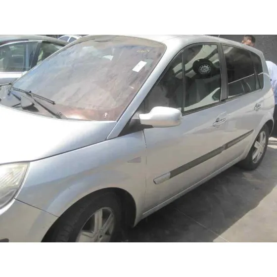 RENAULT SCENIC II '2005 CONFORT AUTHENTIQUE PLATA