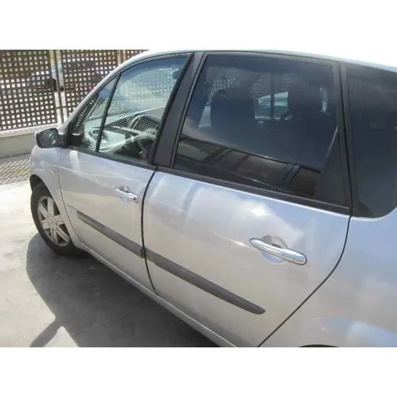 RENAULT SCENIC II '2005 CONFORT AUTHENTIQUE PLATA