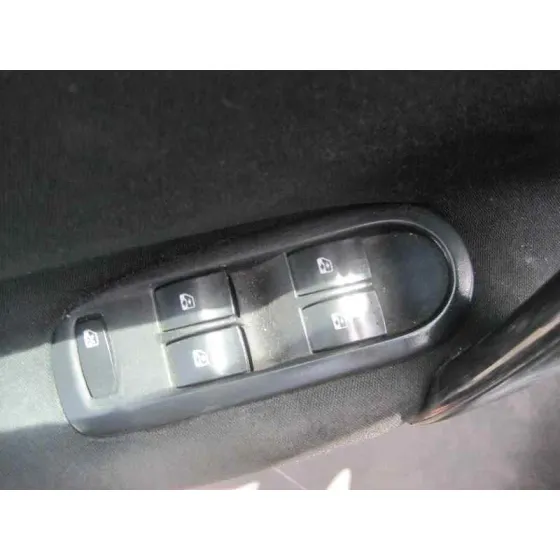 RENAULT SCENIC II '2005 CONFORT AUTHENTIQUE PLATA