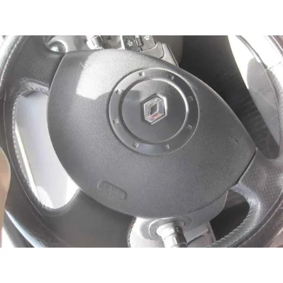 RENAULT SCENIC II '2005 CONFORT AUTHENTIQUE PLATA