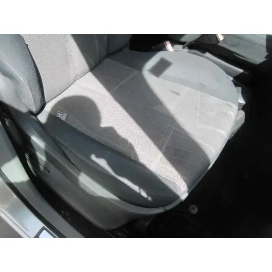 RENAULT SCENIC II '2005 CONFORT AUTHENTIQUE PLATA