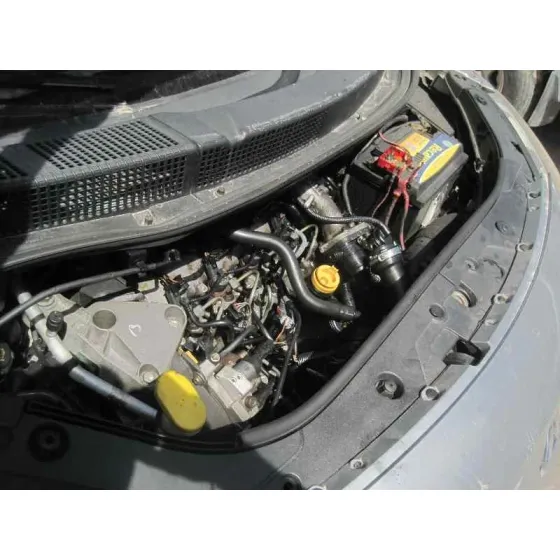 RENAULT SCENIC II '2005 CONFORT AUTHENTIQUE PLATA