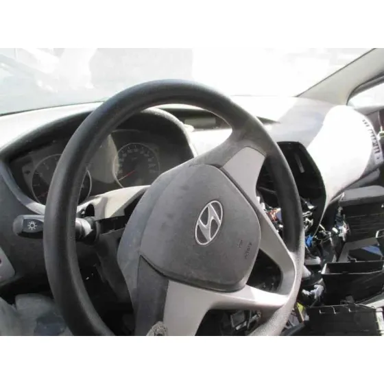 HYUNDAI I20 '2012 COMFORT NEGRO