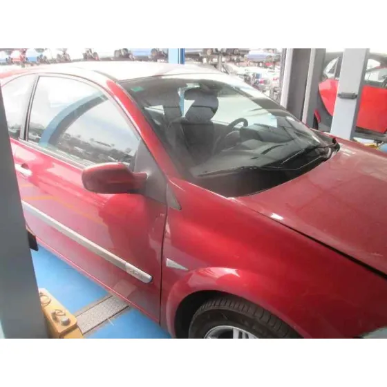 RENAULT MEGANE II BERLINA 5P '2003 AUTHENTIQUE GRANATE