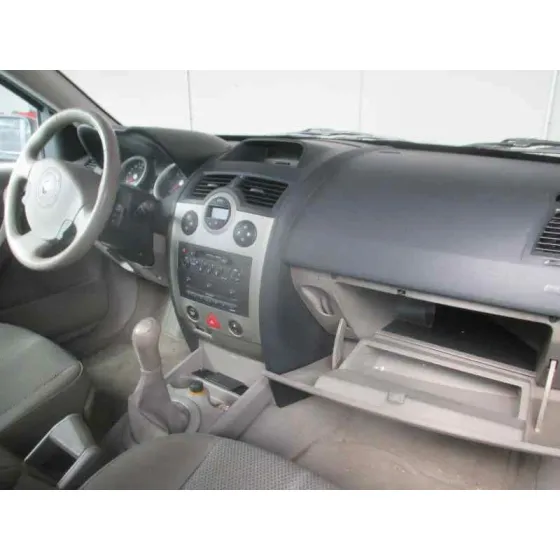 RENAULT MEGANE II BERLINA 5P '2003 AUTHENTIQUE GRANATE