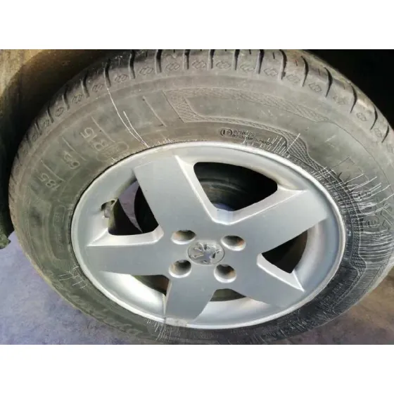 PEUGEOT 207 '2007 CONFORT NEGRO