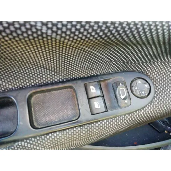 PEUGEOT 207 '2007 CONFORT NEGRO