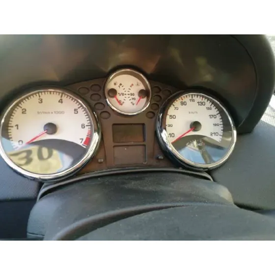 PEUGEOT 207 '2007 CONFORT NEGRO