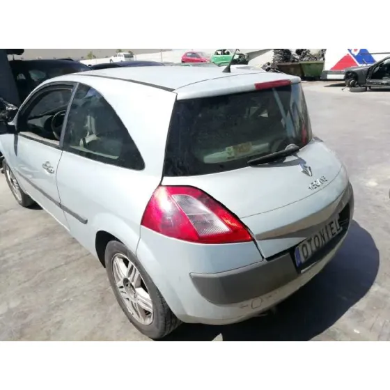RENAULT MEGANE II BERLINA 3P '2003 1.9 DCI DIESEL GRIS