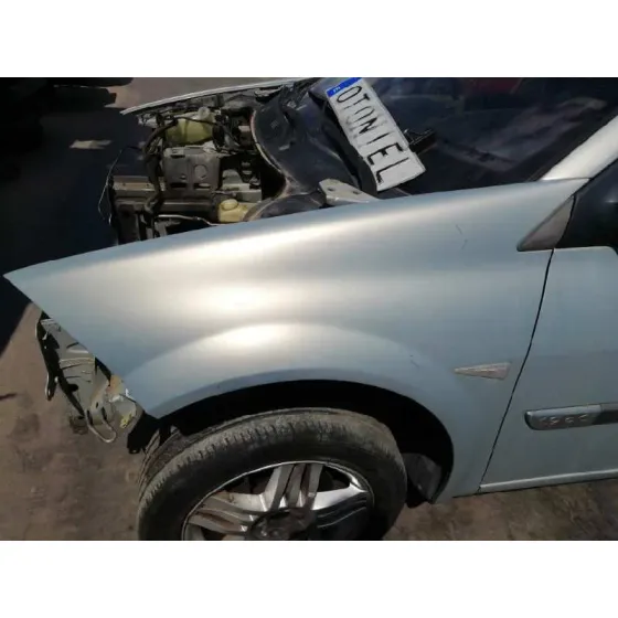 RENAULT MEGANE II BERLINA 3P '2003 1.9 DCI DIESEL GRIS