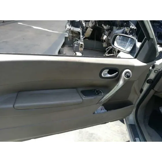 RENAULT MEGANE II BERLINA 3P '2003 1.9 DCI DIESEL GRIS