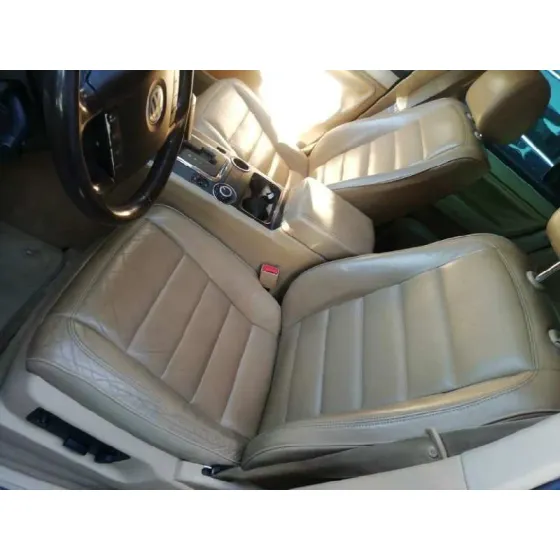 VOLKSWAGEN TOUAREG (7LA) '2004 V6 AZUL