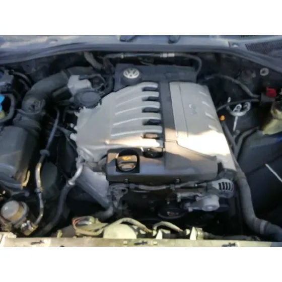 VOLKSWAGEN TOUAREG (7LA) '2004 V6 AZUL