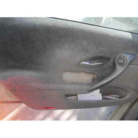RENAULT LAGUNA II (BG0) '2002 AUTHENTIQUE VERDE