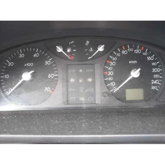 RENAULT LAGUNA II (BG0) '2002 AUTHENTIQUE VERDE