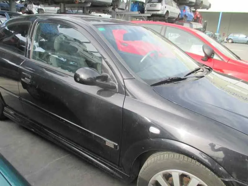 OPEL ASTRA G BERLINA '2003 CLUB NEGRO