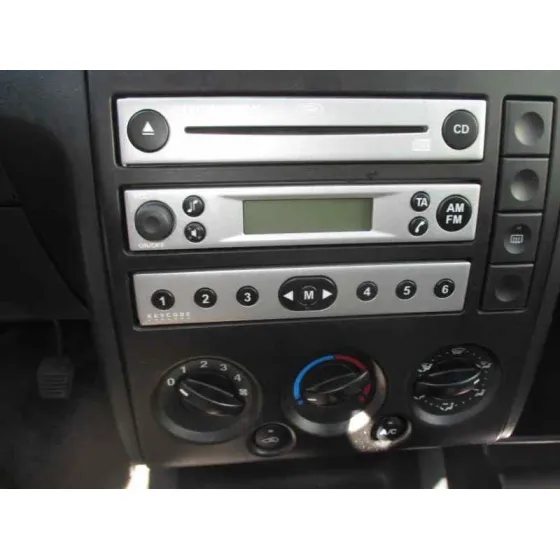 FORD FUSION (CBK) '2006 URBAN 4 NEGRO