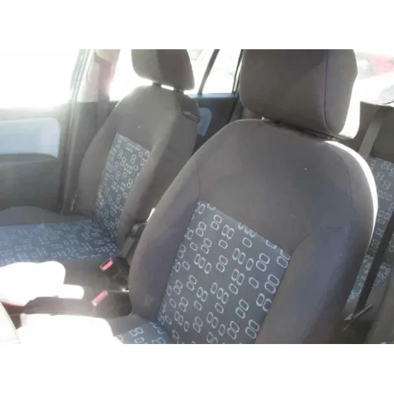 FORD FUSION (CBK) '2006 URBAN 4 NEGRO