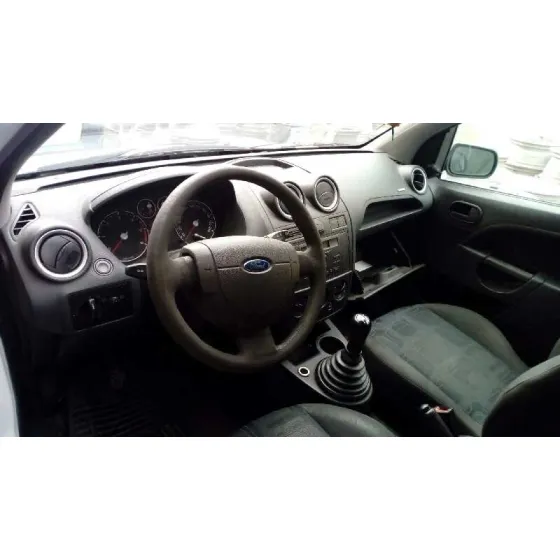 FORD FIESTA (CBK) '2007 AMBIENTE BLANCO