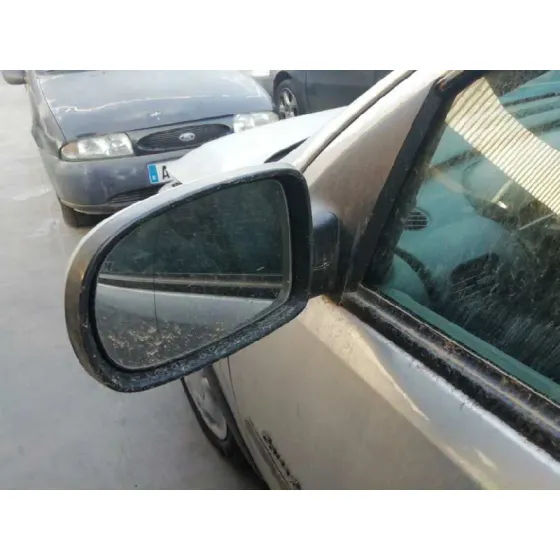 OPEL CORSA C '2001 1.0 12V CAT (Z 10 XE / LW3) GRIS PLATA