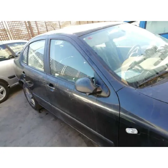 SEAT TOLEDO (1M2) '2003 STELLA NEGRO