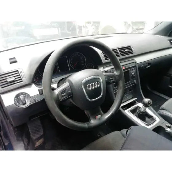 AUDI A4 BERLINA (8E) '2006 2.0 TDI 16V (103KW) AZUL