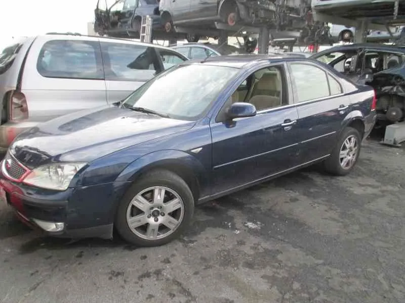 FORD MONDEO BERLINA (GE) FORD MONDEO BERLINA (GE) '2003 AMBIENTE (06.2003->) (D) AZUL 2003