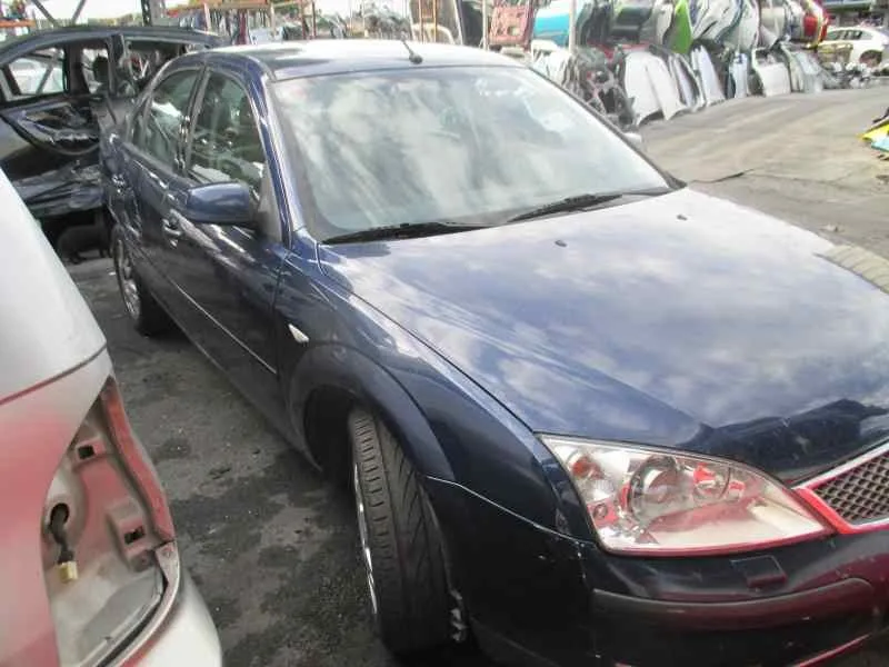 FORD MONDEO BERLINA (GE) FORD MONDEO BERLINA (GE) '2003 AMBIENTE (06.2003->) (D) AZUL 2003