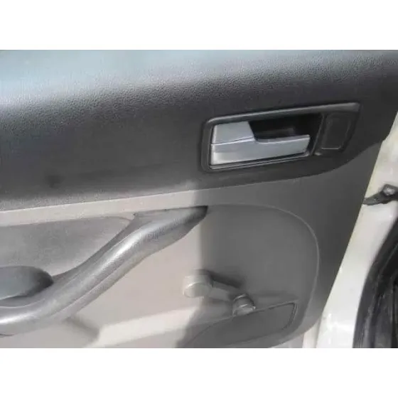 FORD FOCUS SPORTBREAK (CAP) '2005 TREND BLANCO