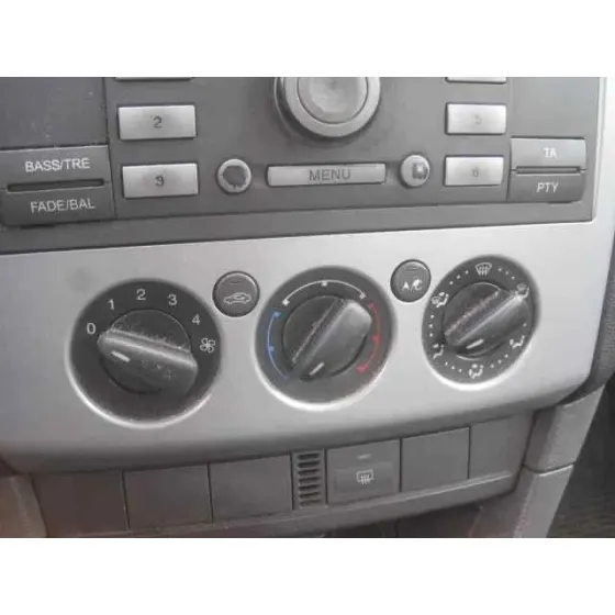 FORD FOCUS SPORTBREAK (CAP) '2005 TREND BLANCO