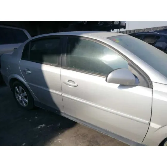 OPEL VECTRA C BERLINA '2005 DESIGN GRIS PLATA