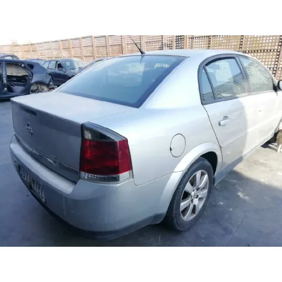 OPEL VECTRA C BERLINA '2005 DESIGN GRIS PLATA