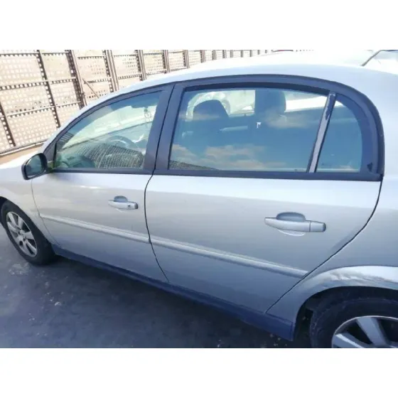 OPEL VECTRA C BERLINA '2005 DESIGN GRIS PLATA