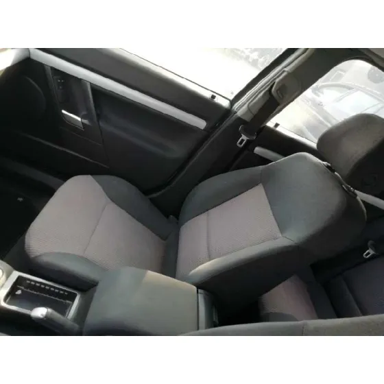 OPEL VECTRA C BERLINA '2005 DESIGN GRIS PLATA